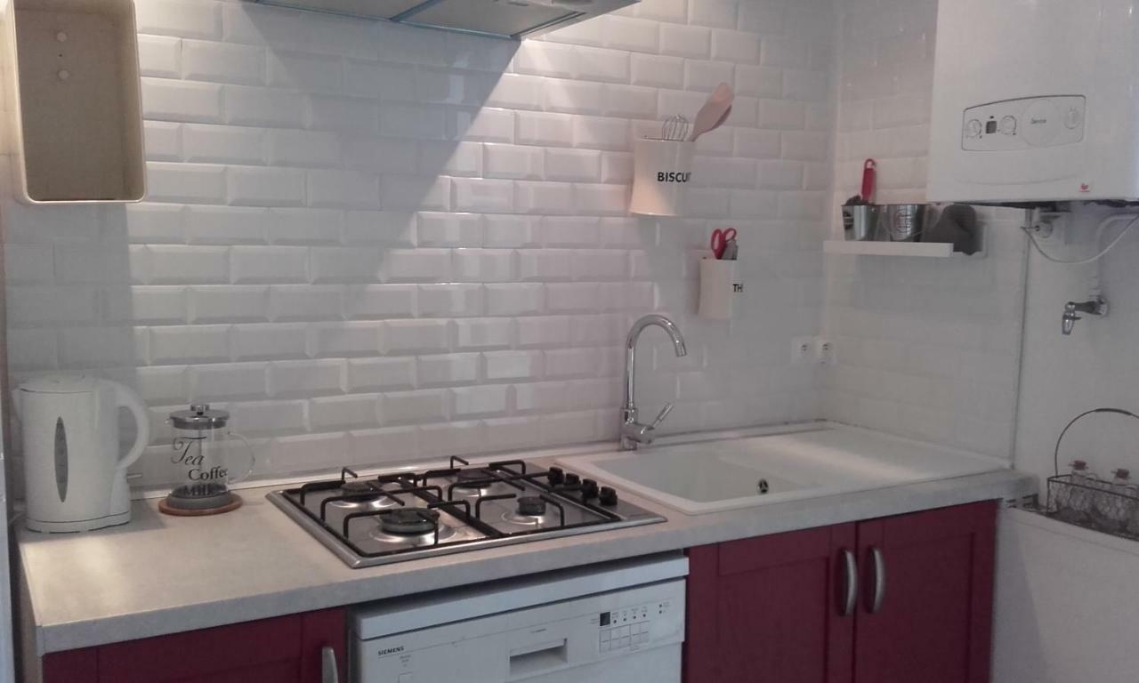 Appartement Centre Vue Jardin Нарбон Екстериор снимка